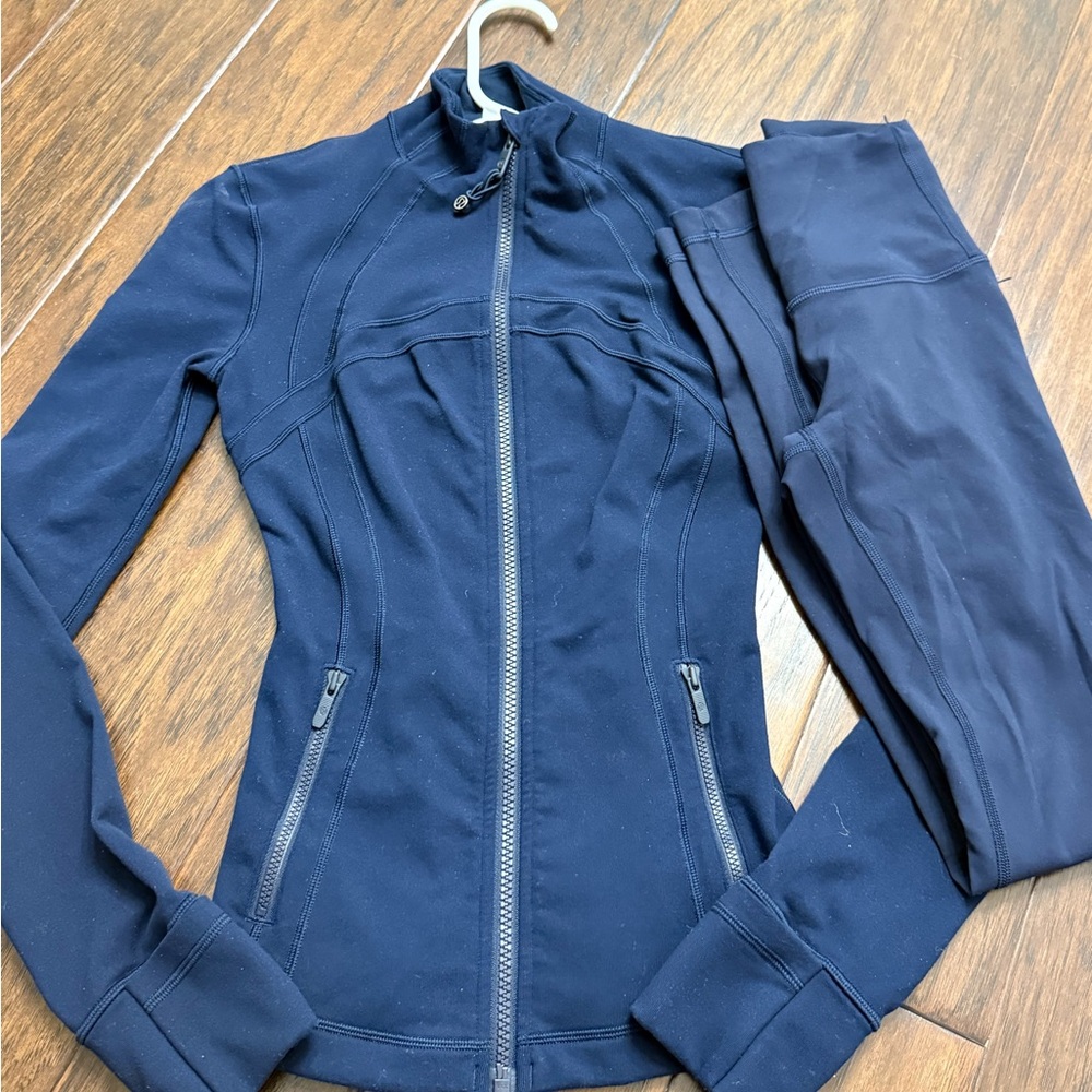 True Navy lululemon set